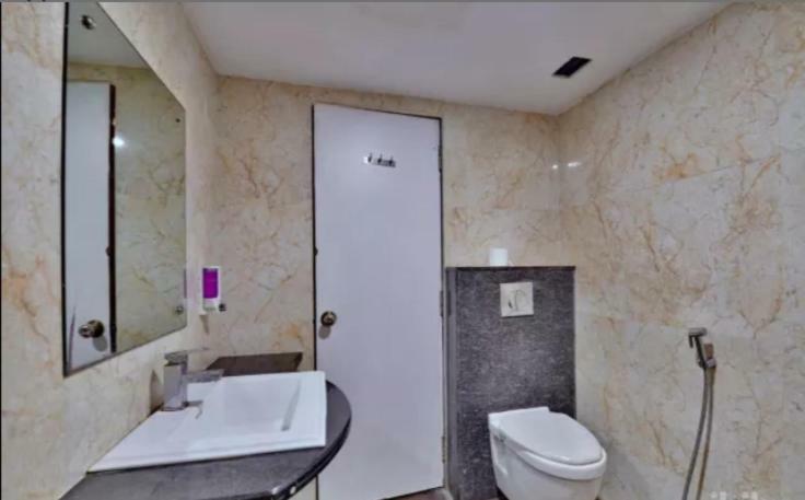Hotel Puneet International Rāipur Екстериор снимка